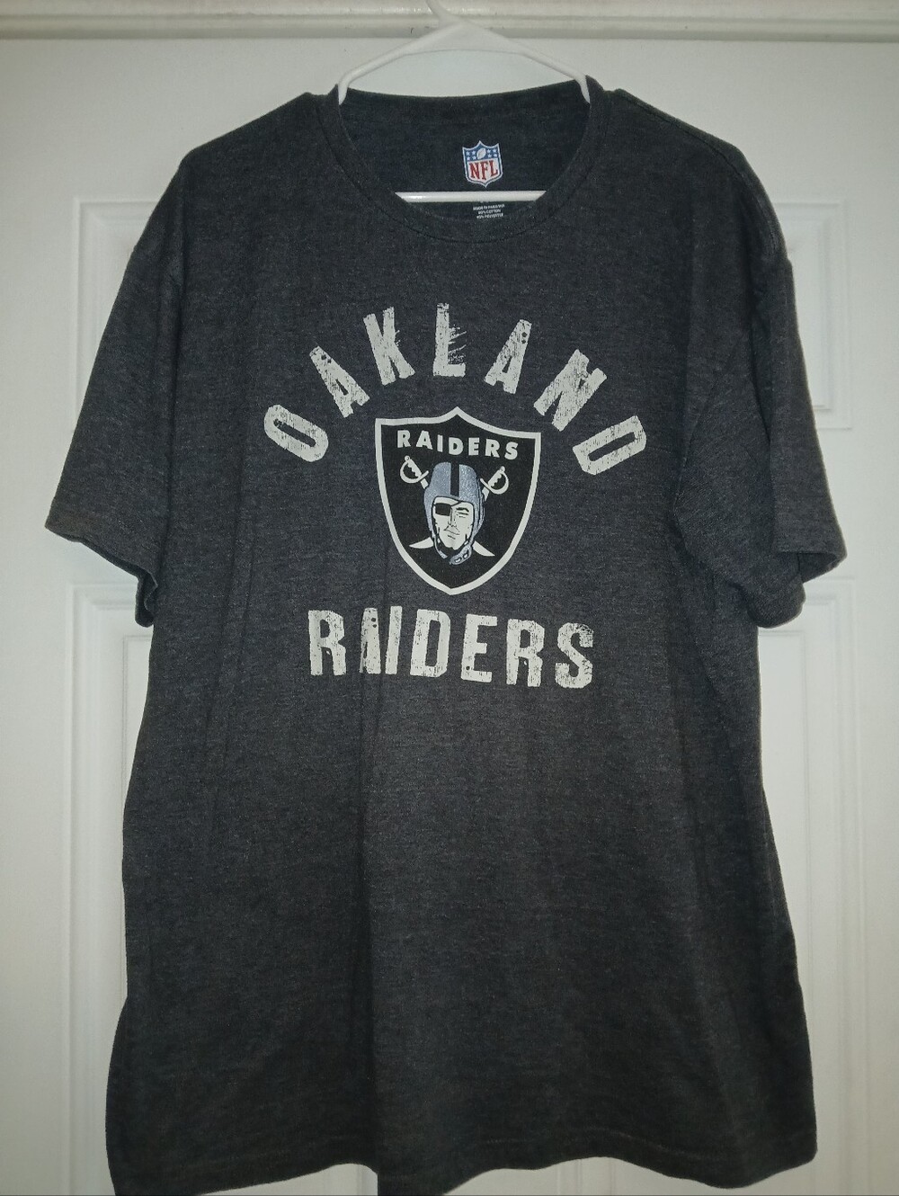 OAKLAND RAIDERS Men's Gray Color T-shirt XL NFL APPAREL